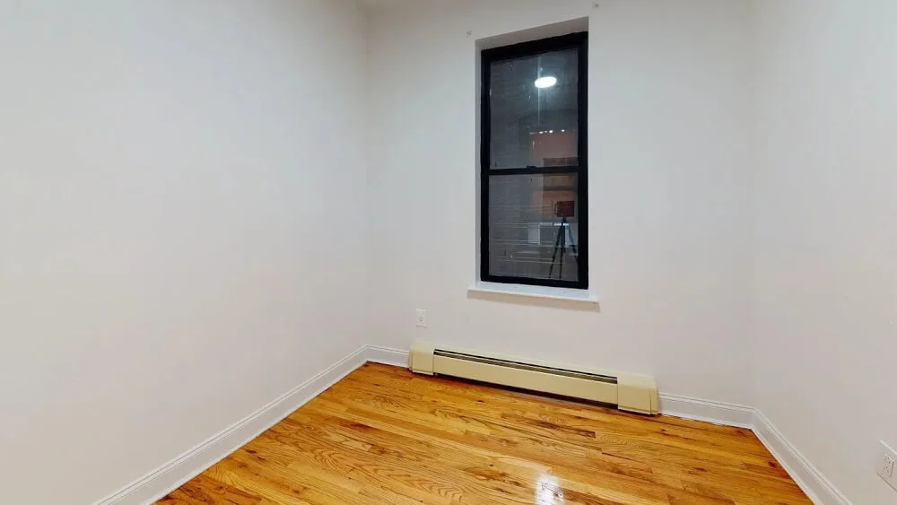 2 Rooms for 1 guy! - Bedroom 2