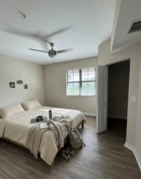 Apartment Sublease in Doral, Miami | South-Facing Balcony, In-Unit Laundry & Free Parking