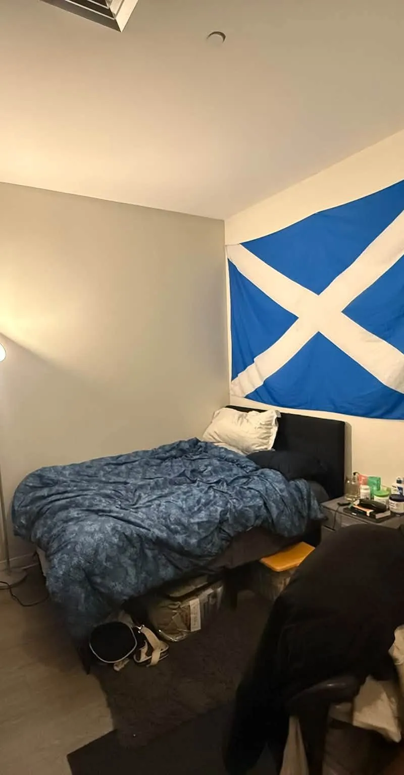Room in 2-Floor, 2BR 1BA Apartment in South End