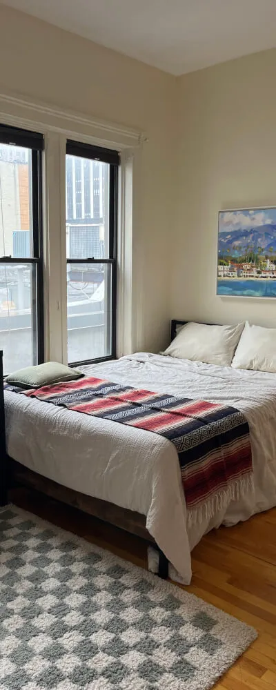 Large room in Gramercy w/ high ceilings
