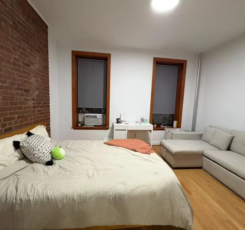 Alicia's Room in East Village