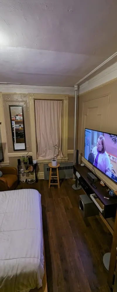 Charming Pre-War 1BR Gem in NYC – Monthly Deals