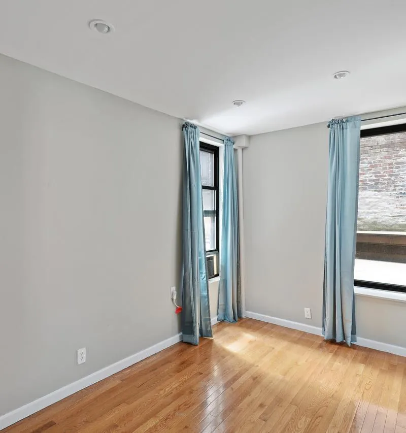 Private room in New York