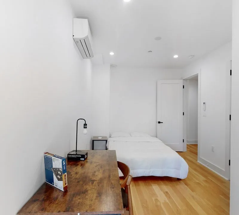 1 bedroom apartment in Crown Heights