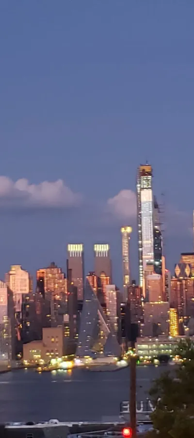 10 Minutes to NYC 2 Bedroom with views