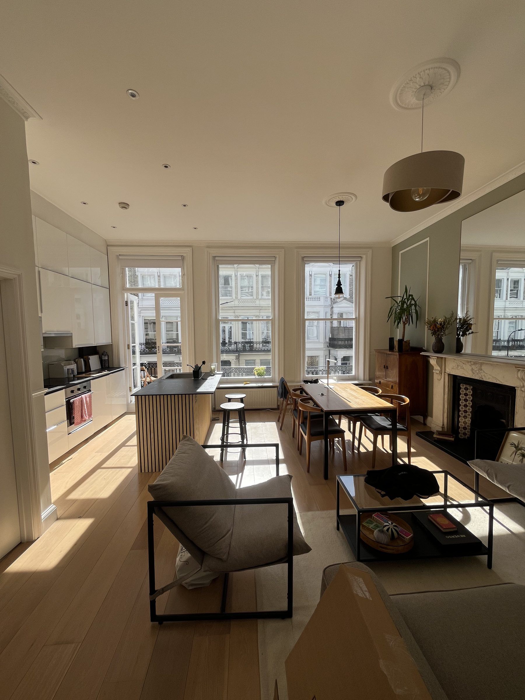 Room in Victorian flat / West K.
