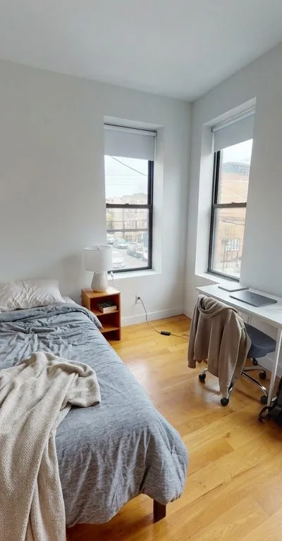 Private room in Ridgewood