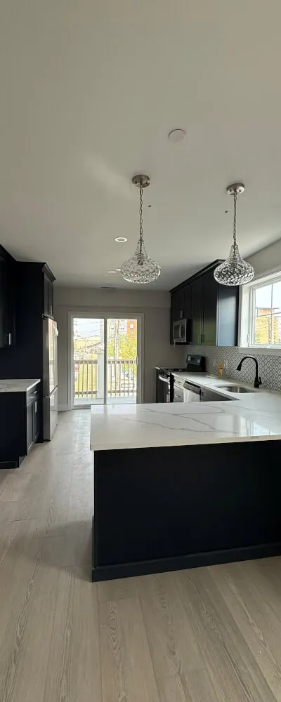 Fully renovated Andrew Square/South Boston apartment