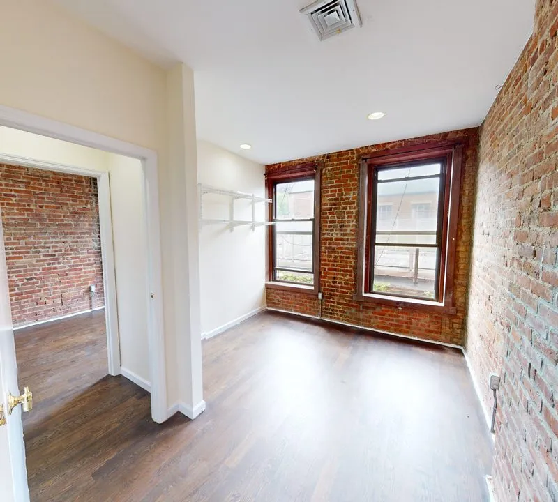 Private room in New York