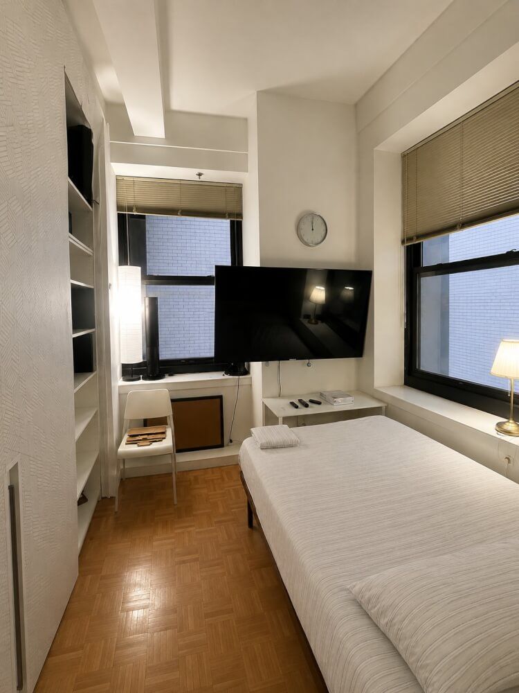 Mini and Chic Private Room in FiDi