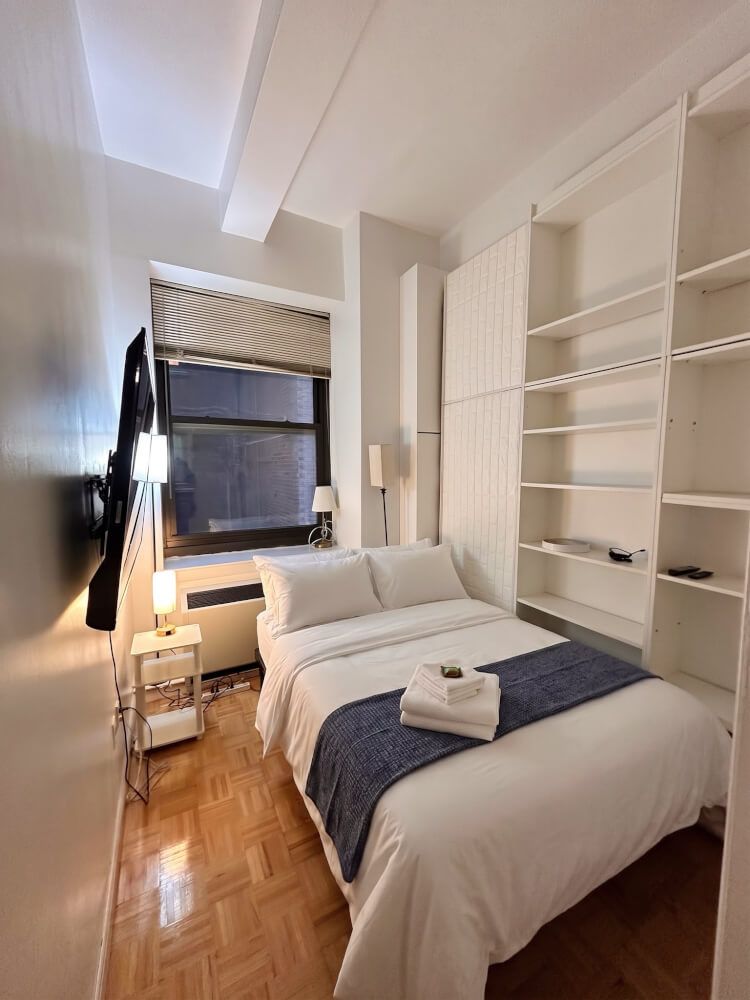 Mini Private Room in FiDi