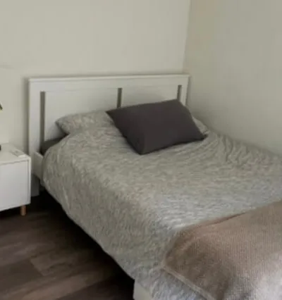 Beautiful 2 bedroom 1 bath apartment in Stuytown