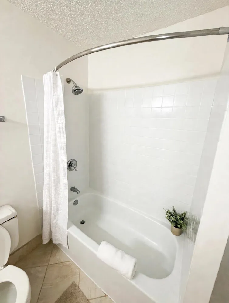 High Floor Convertible Studio in River North