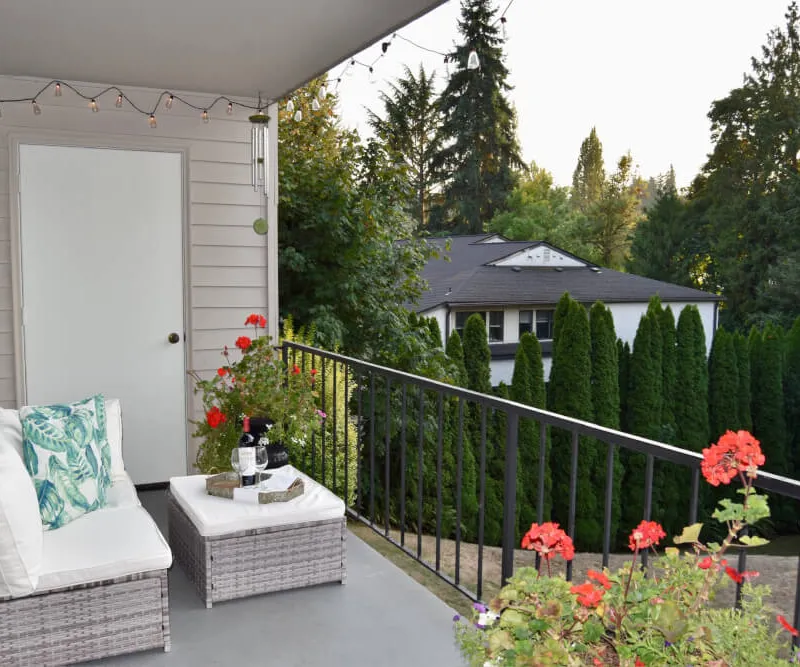 Fully Furnished Condo in Downtown Bellevue