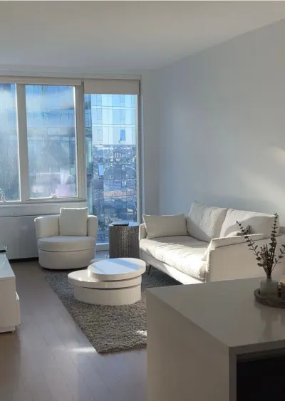 Entire 1BR Apartment w/panoramic rooftop access and private park!