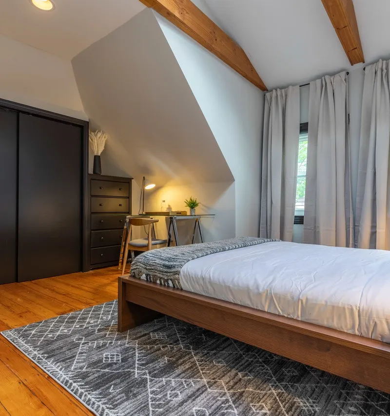 Private room in Allston