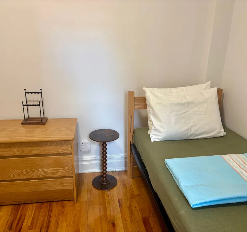 Winter Sublet — 1 Room in 2B1B