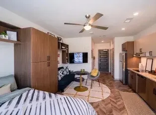 Yugo Urbana Studio Sublease Near UIUC Engineering Quad | Spring 2027