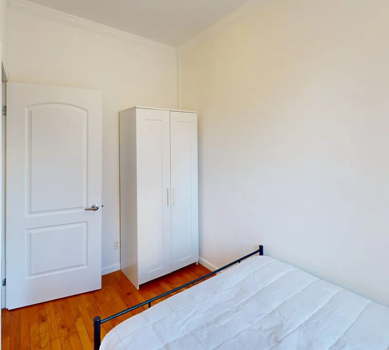 Private room in New York