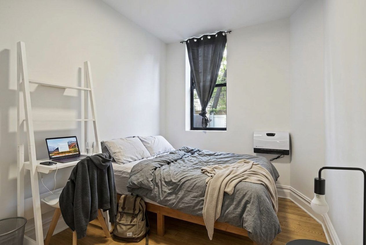 Private room in Greenpoint