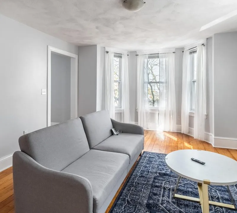 Private room in East Somerville