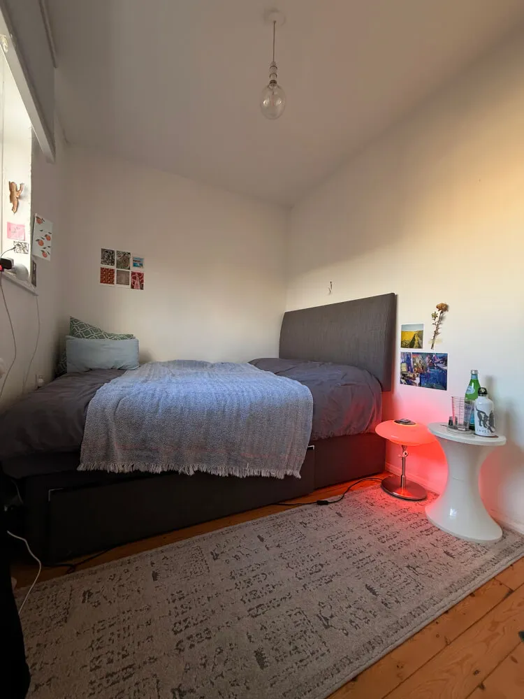 Bright & cozy room in a modern duplex in Bethnal Green