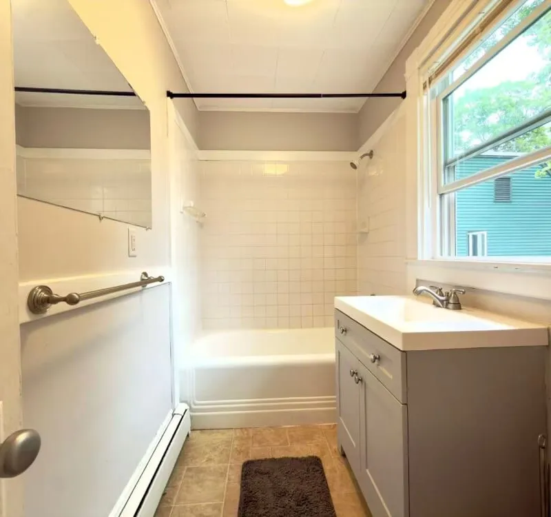 Furnished 3BR Cambridge Apartment | Near Harvard University | Walk to Porter Square