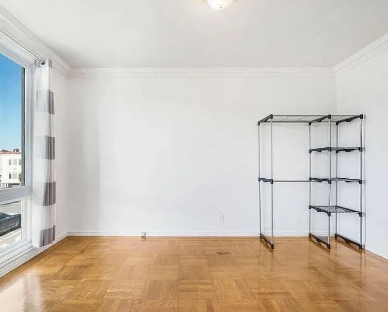 Furnished Private Room in Inner Richmond Apartment