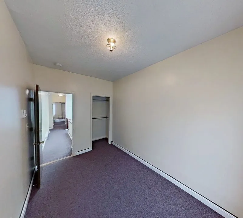 Private room in Roxbury