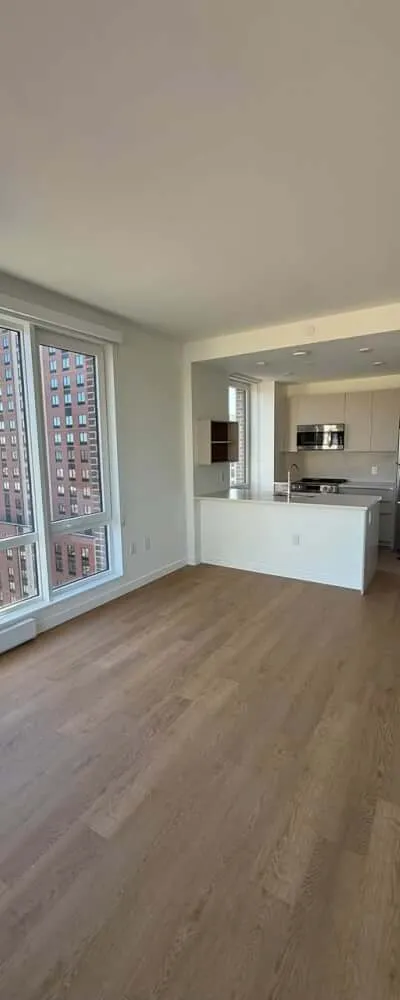 Sun-Drenched 1-Bedroom Corner Unit in Inwood