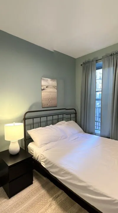 Private room in New York