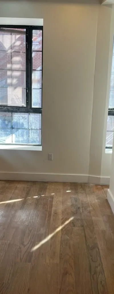 Live in the Heart of Williamsburg