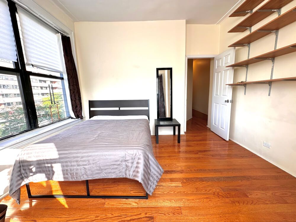 Hudson River View room