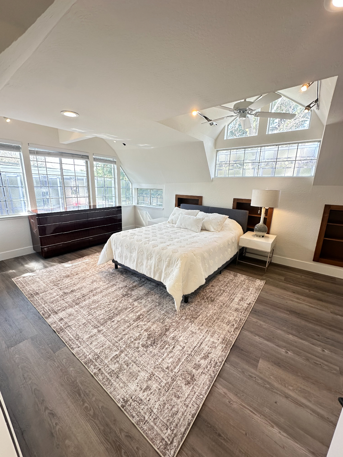 Modern 3-Bedroom Apartment