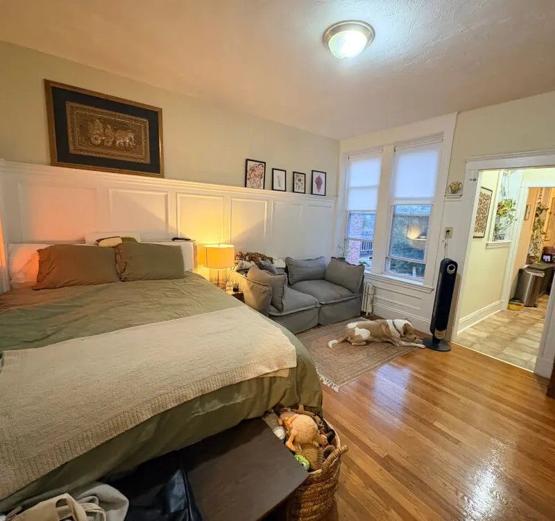 Large Studio in Packards Corner!