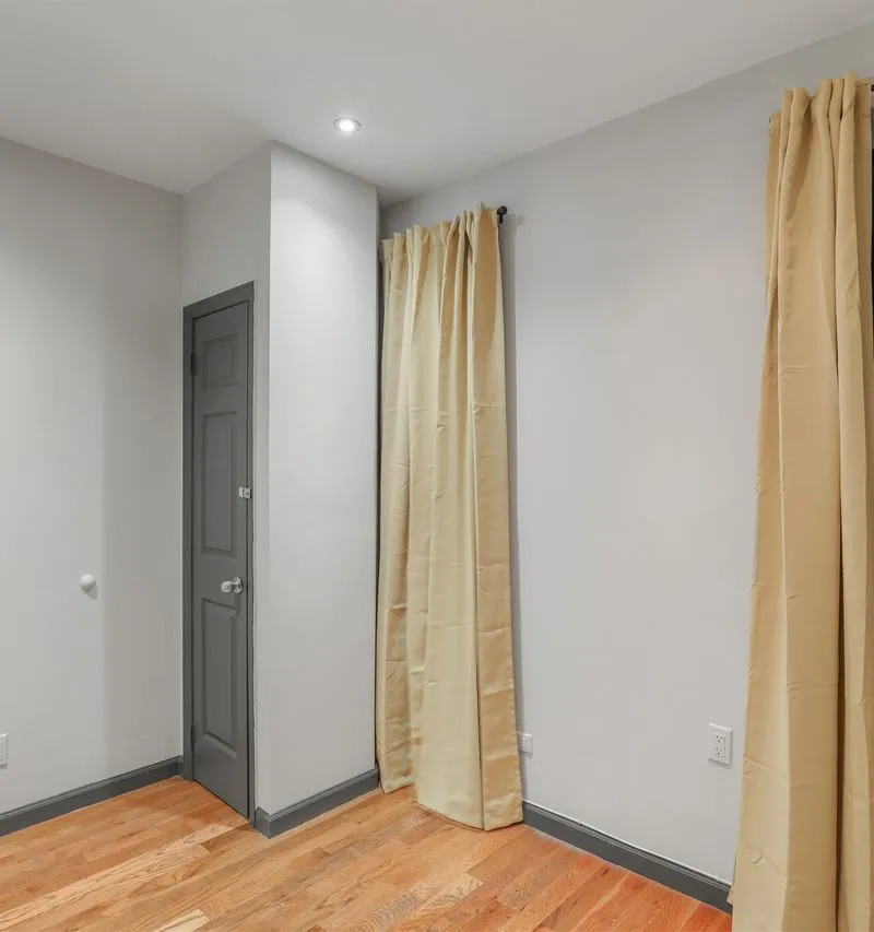 Private room in New York