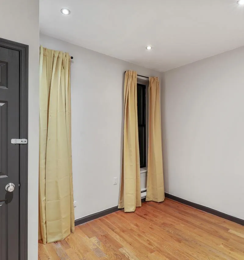 Private room in New York