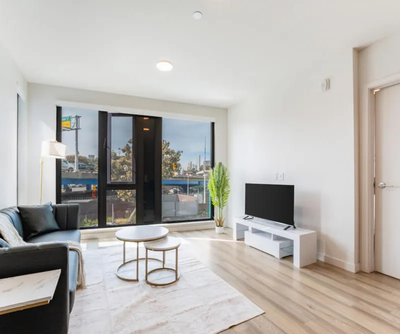 Premium 1-bedroom apartment with Gym & Work Desk