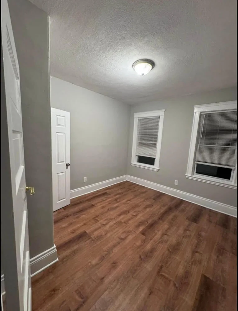 Private Room in Quiet Malden Home