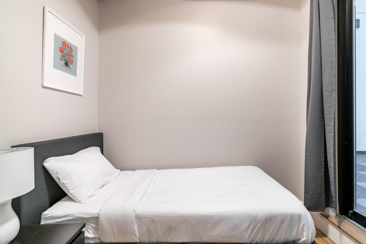 Private room in Southside