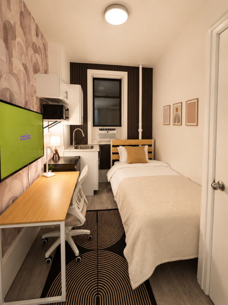 Studio in the Upper West Side (A207-04s)