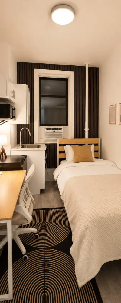 Studio in the Upper West Side (A207-04s)