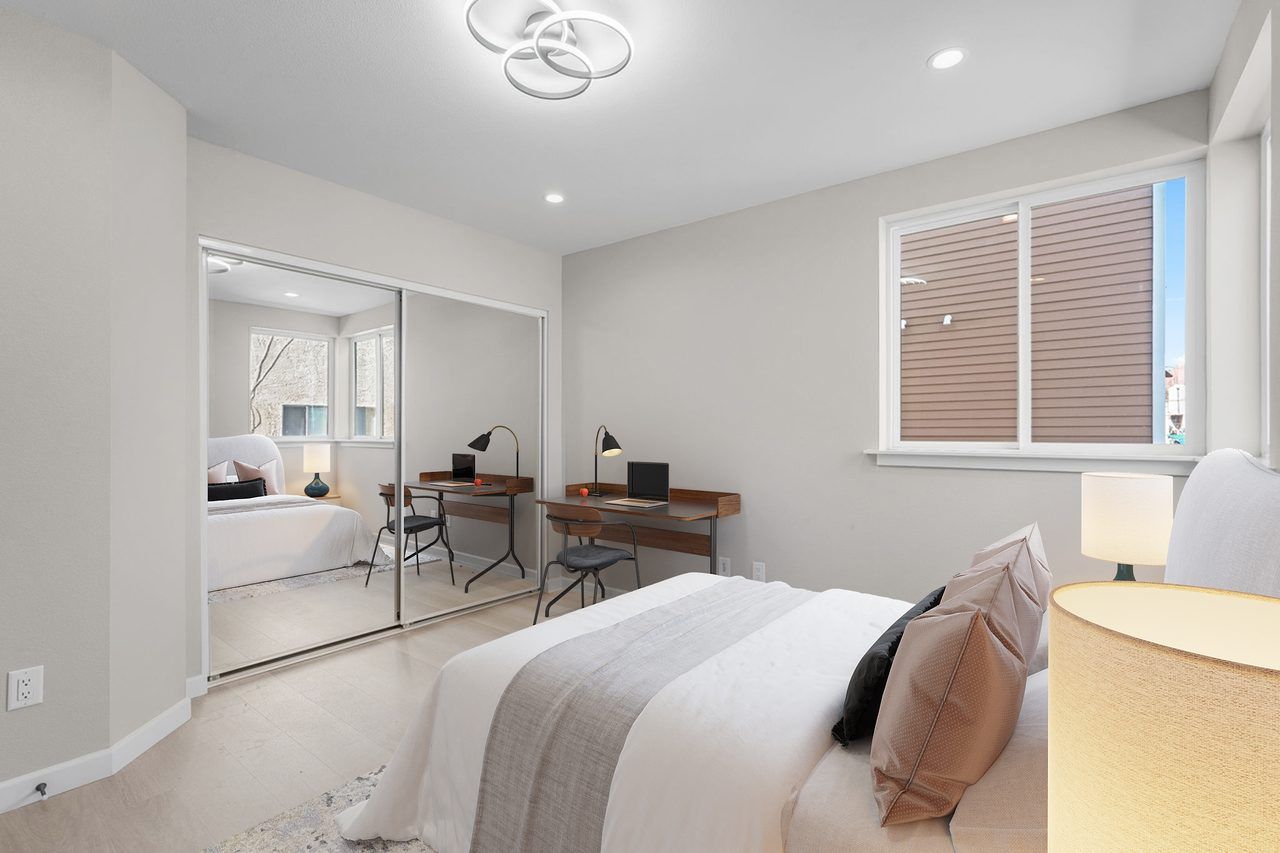 Private room in Central LA