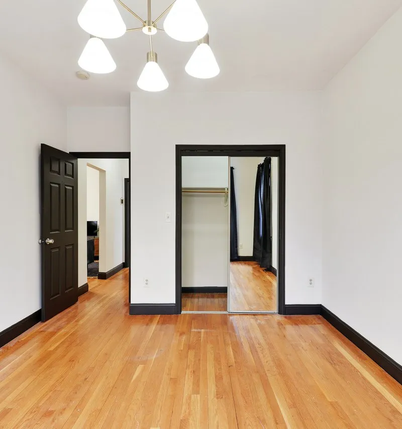 Private room in Commonwealth
