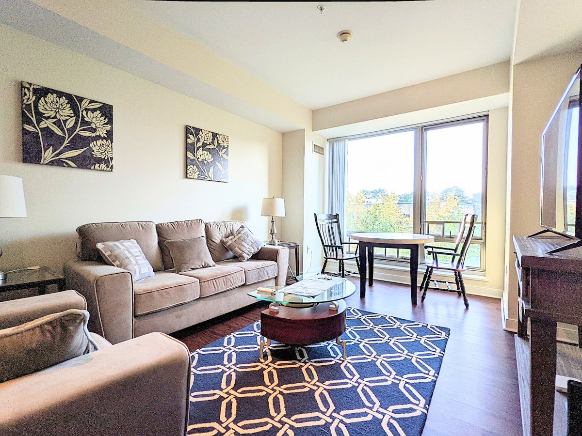 Large 2 Bed/ 2 Bath | Modern Building | Across MGH
