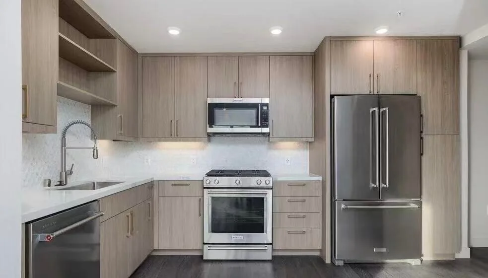 Furnished Shared Apartment in DTLA | Private Bathroom & Parking Space