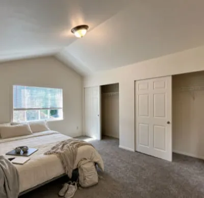 Seattle 98133 3BR Townhouse | Newly Renovated | Garage Parking | Near Northgate