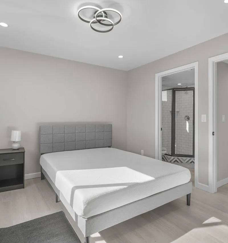 Private room in Central LA