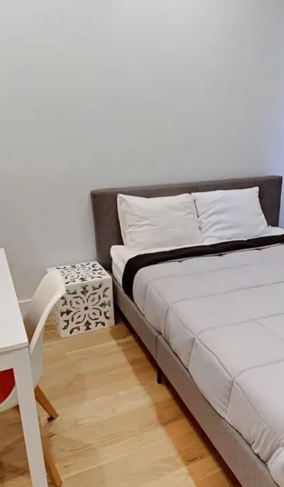 Room in Bedstuy with Gym