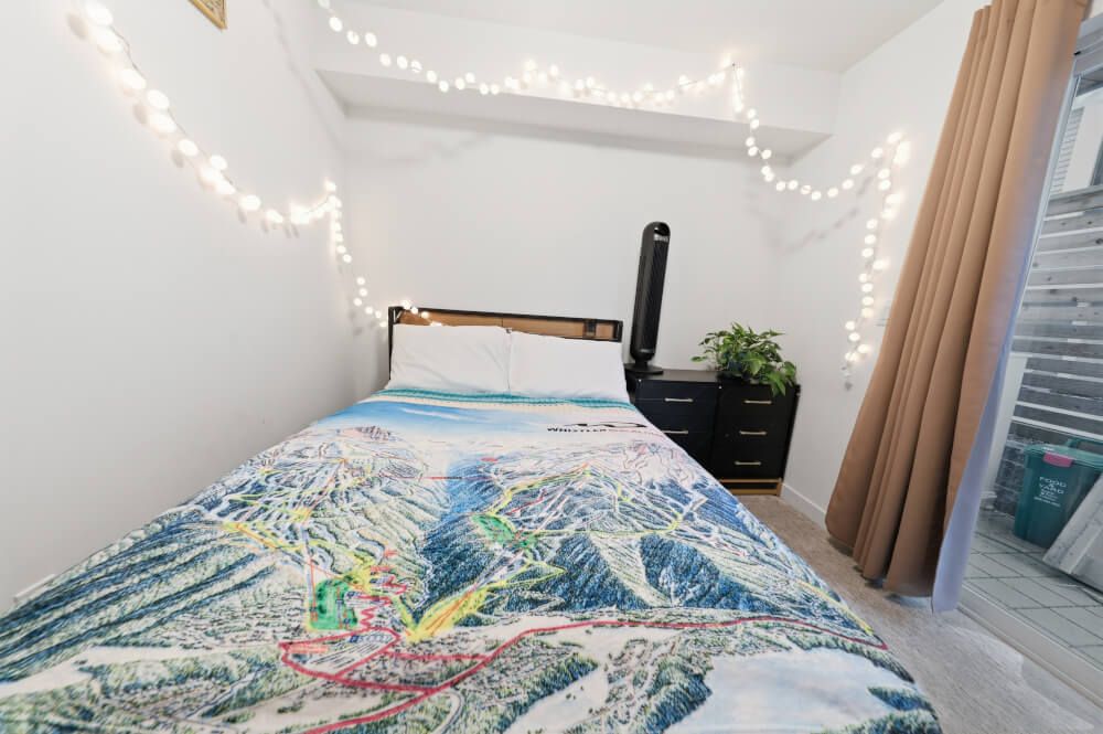 Private Bedroom and Bathroom in Wallingford